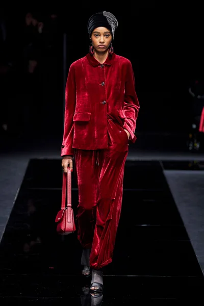 Look 53